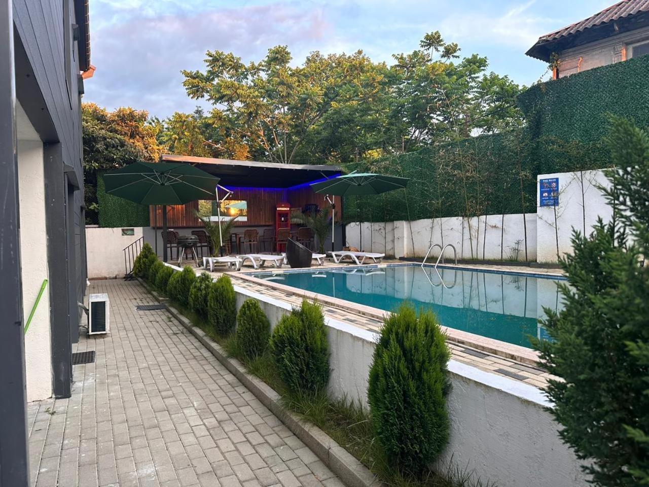 Villa Gardens Kobuleti Bagian luar foto